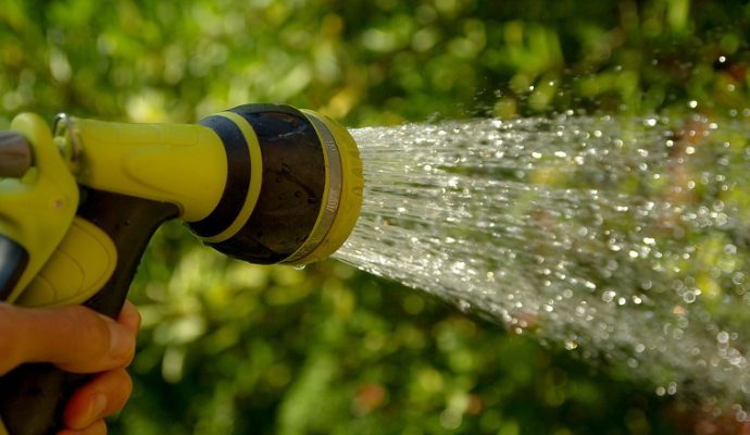 La préfecture allège les restrictions d’usage de l’eau en Maine-et-Loire