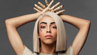 Bilal Hassani, le chanteur représentant la France à l’Eurovision en dédicace à Angers