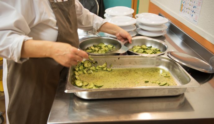 Vingt communes et deux syndicats du département vont bénéficier de la cantine à un euro