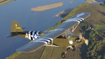 Un avion d’Espace Air Passion au 75e anniversaire du débarquement en Normandie