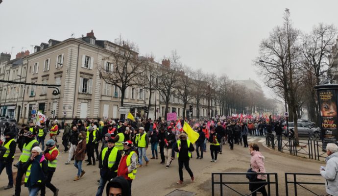 Forte mobilisation à Angers contre la réforme des retraites
