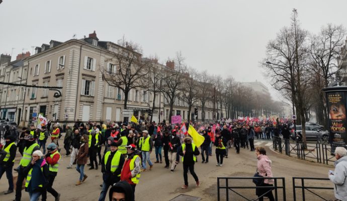 Forte mobilisation à Angers contre la réforme des retraites