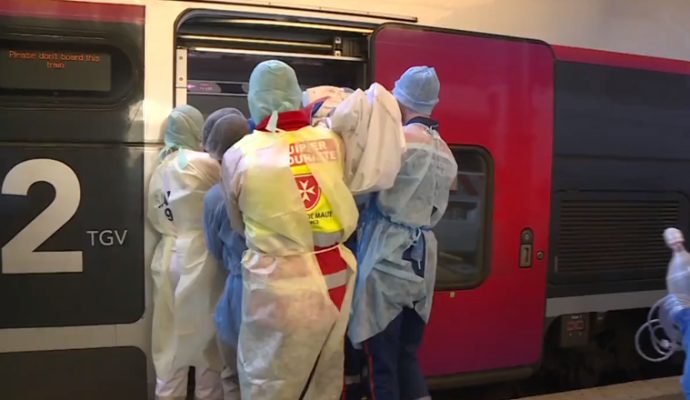 Coronavirus : six patients du Grand Est transférés au CHU d’Angers par TGV sanitaire