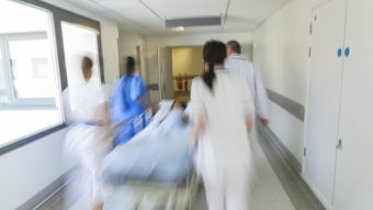 La pression sur les services hospitaliers et la régulation toujours aussi forte