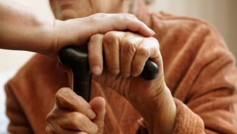 Un guichet téléphonique unique pour les seniors et les aidants