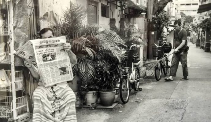 Exposition de photos sur « la lecture dans le monde » à la Médiathèque Toussaint