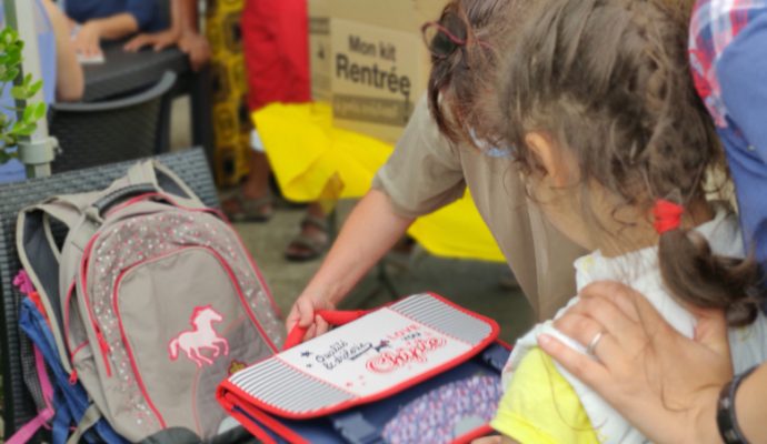 Le Secours populaire vient en aide aux plus jeunes pour la rentrée