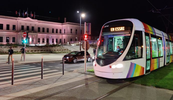 Les nouvelles rames du tramway en essais de nuit sur la ligne A dans les semaines à venir