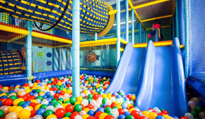 Covid-19 : les parcs de loisirs pour enfants doivent aussi fermer leurs portes