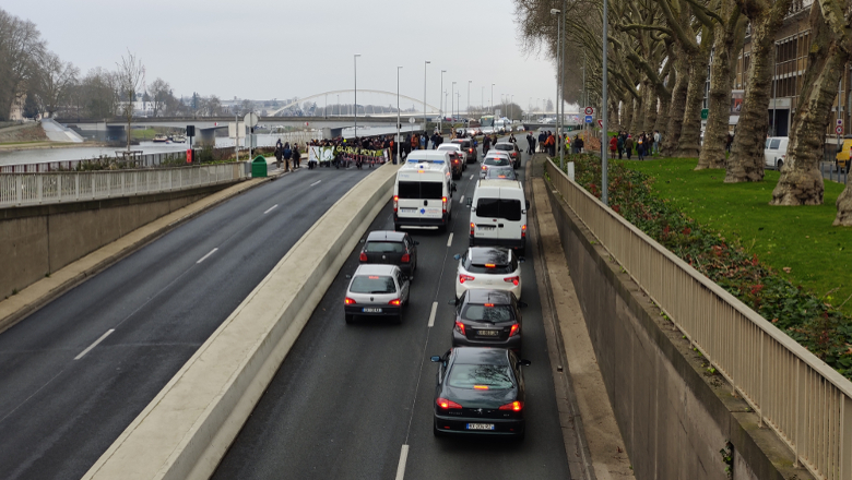 Manifestation loi sécurité globale voie rapide