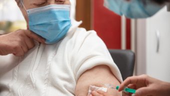 Covid-19 : plusieurs centres de vaccination ferment dans le département