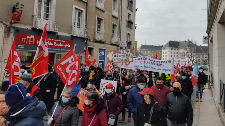 Manifestation salaires rue Toussaint