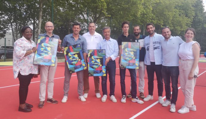 A Angers, deux terrains de tennis décorés à l’effigie de la paire de double Herbert-Mahut