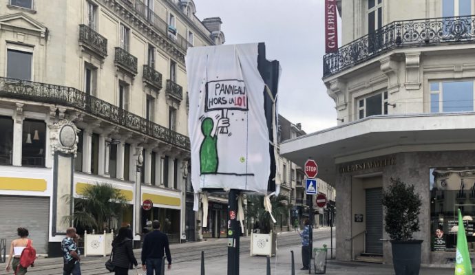 Dix panneaux publicitaires digitaux vont être démontés à Angers