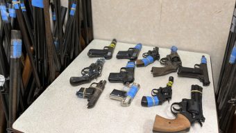 Plus de 2 000 armes et une tonne de munitions déposées aux forces de l&rsquo;ordre