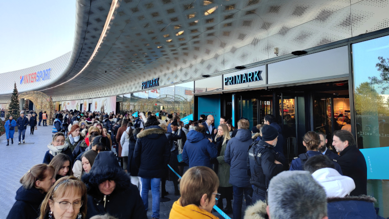 Primark foule extérieur