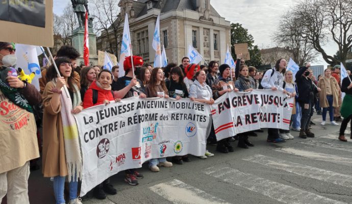 Entre 6 000 et 7 000 personnes mobilisées contre la réforme des retraites à Angers ce mercredi 15 mars