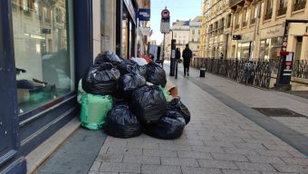 La collecte des déchets reprend dans l’agglomération angevine