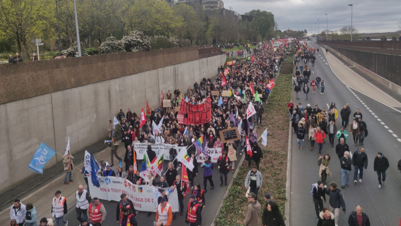 Cortège voies sur berges réforme des retraites