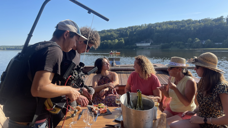 Tournage Netflix - La Toue Cabanée