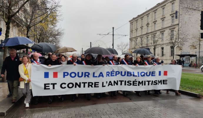 À Angers, plus de 1 500 personnes ont défilé contre l’antisémitisme