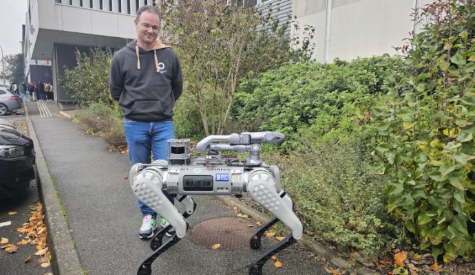 Polytech Angers se dote d’un robot-chien pour la recherche et l’enseignement