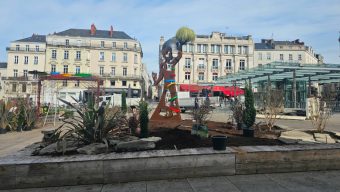 Quelle est cette nouvelle installation sur la place du Ralliement ?