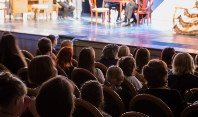 Théâtre, football, blind test… Nos idées de sorties pour ce week-end à Angers