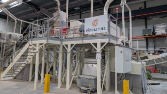 Néolithe passe à la vitesse supérieure avec l’ouverture de sa première usine de fossilisation de déchets