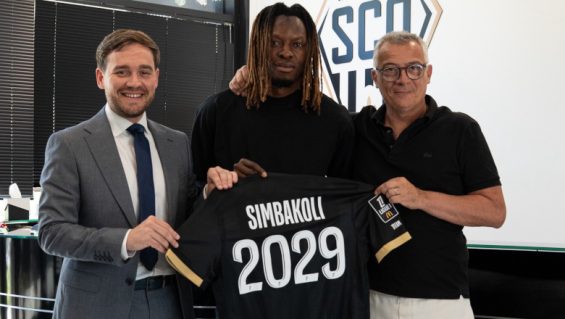 Football : Angers SCO fait revenir Usman Simbakoli en Anjou